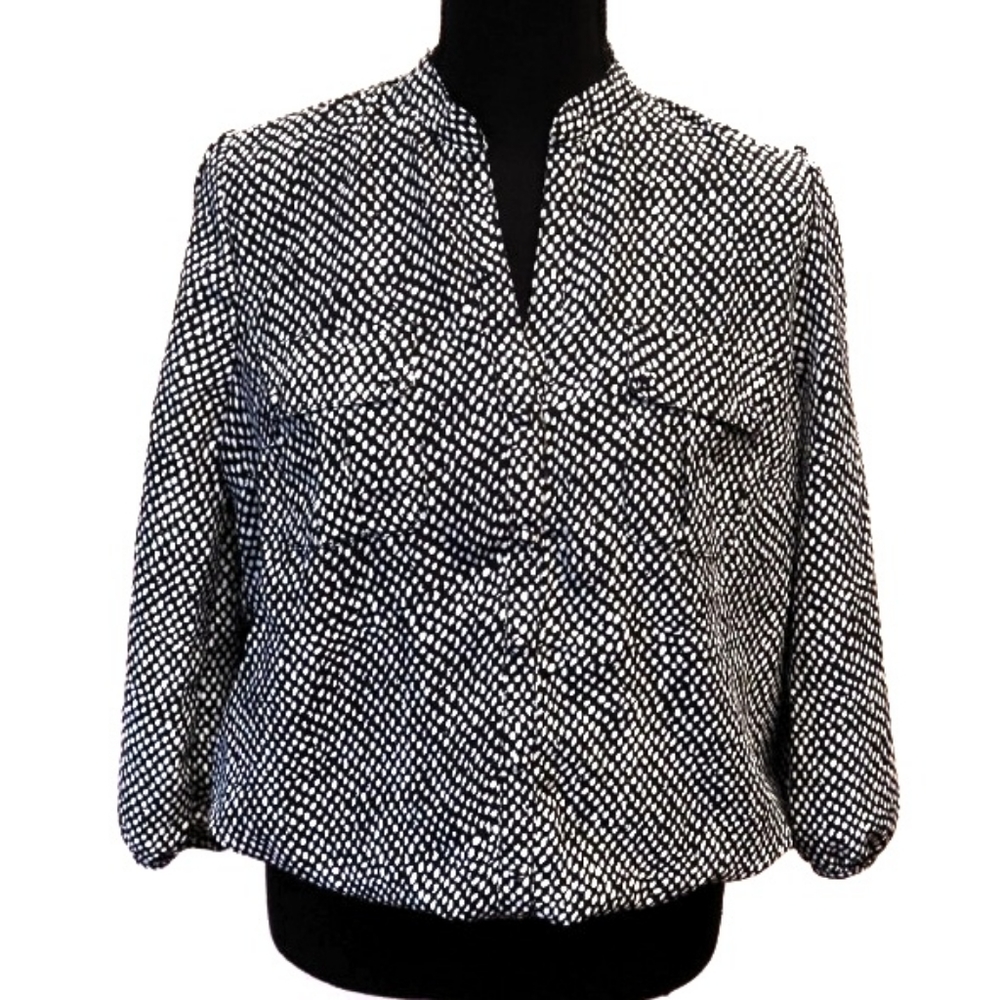 dressbarn Black & White Balloon Sleeve Top